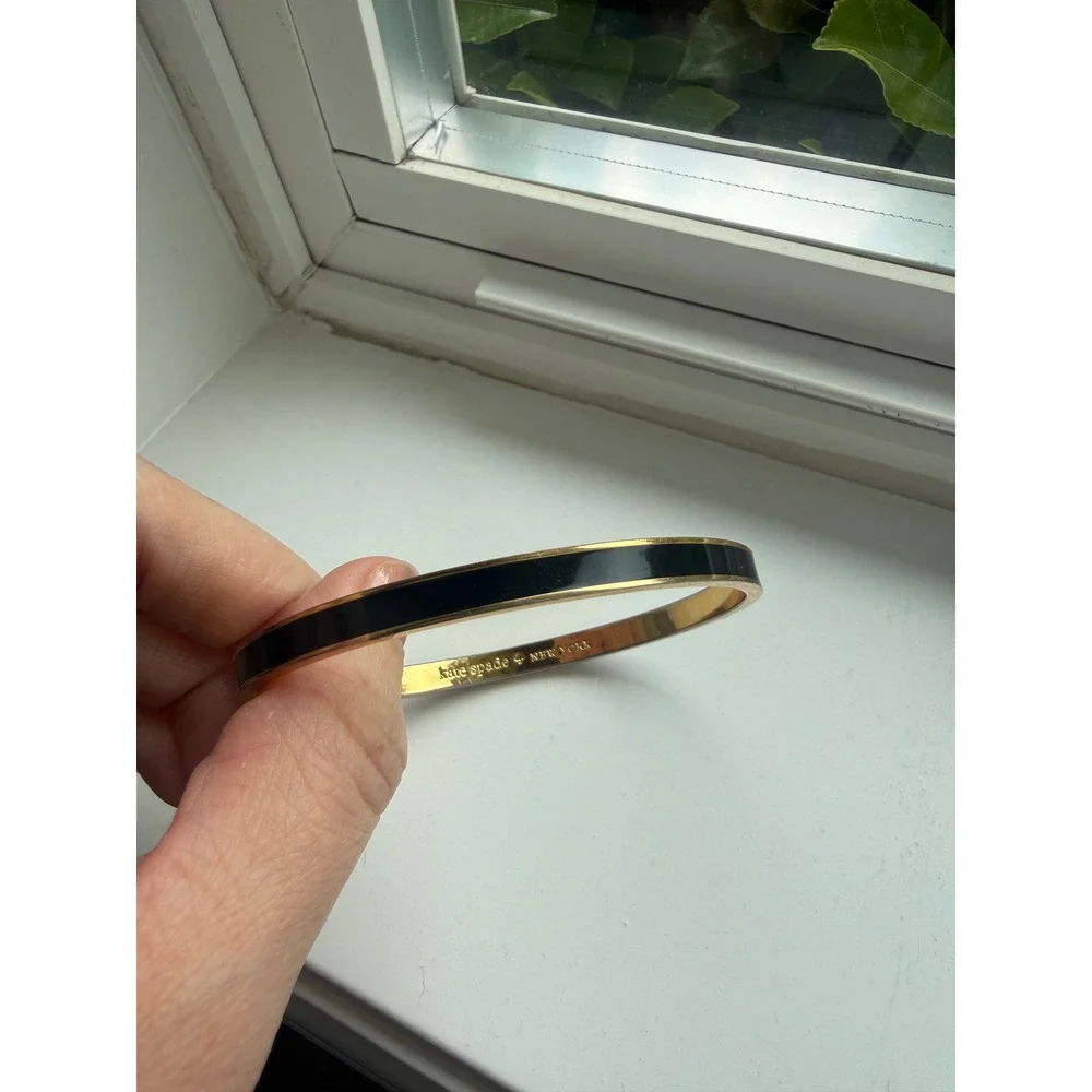 Kate Spade Draw The Line Black Gold Enamel Bangle Bracelet Idiom Collection - Picture 3 of 9